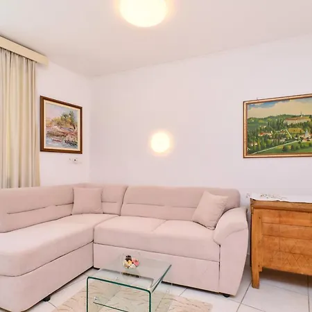 Antares Апартаменты