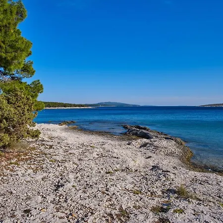 Antares Apartamento *