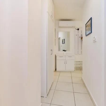 Apartment Antares