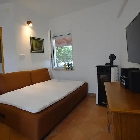 Antares Apartment *