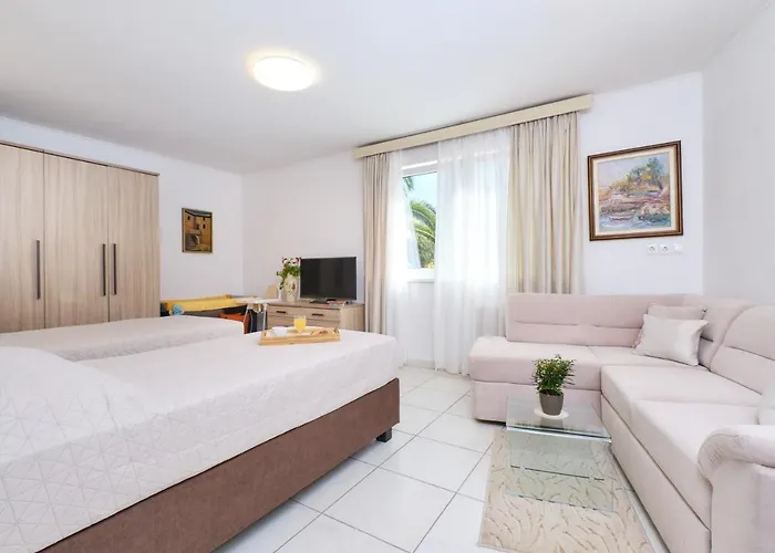 Antares Apartmán *